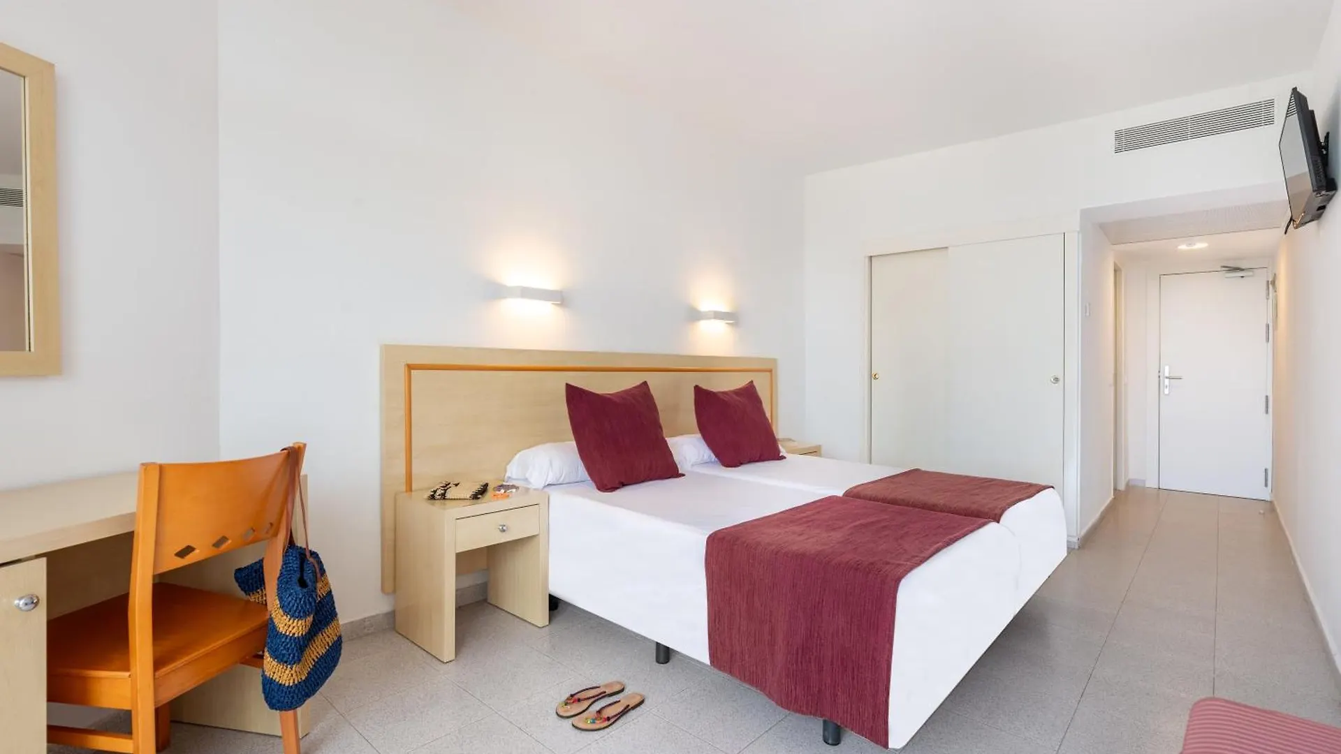 Hotel Vibra Riviera Sant Antoni de Portmany