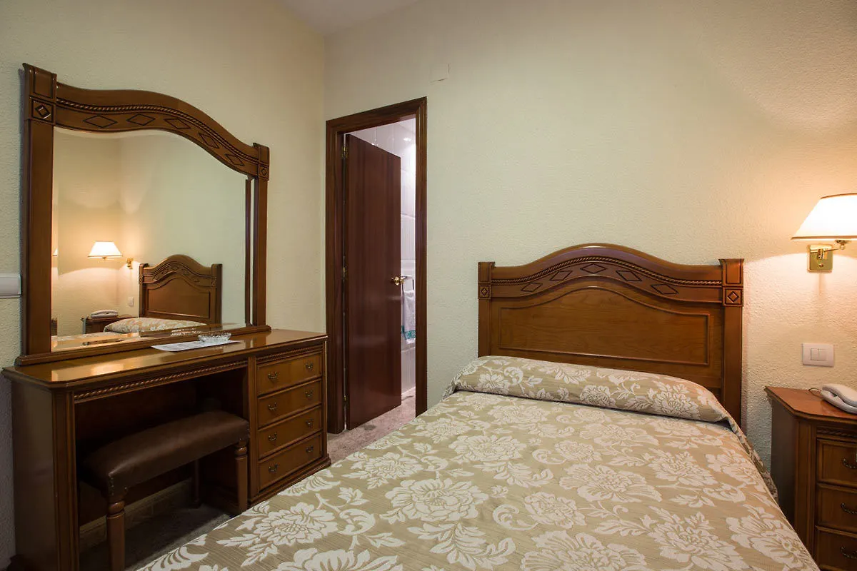 ***  Hotel Vibra Riviera San Antonio  Spain