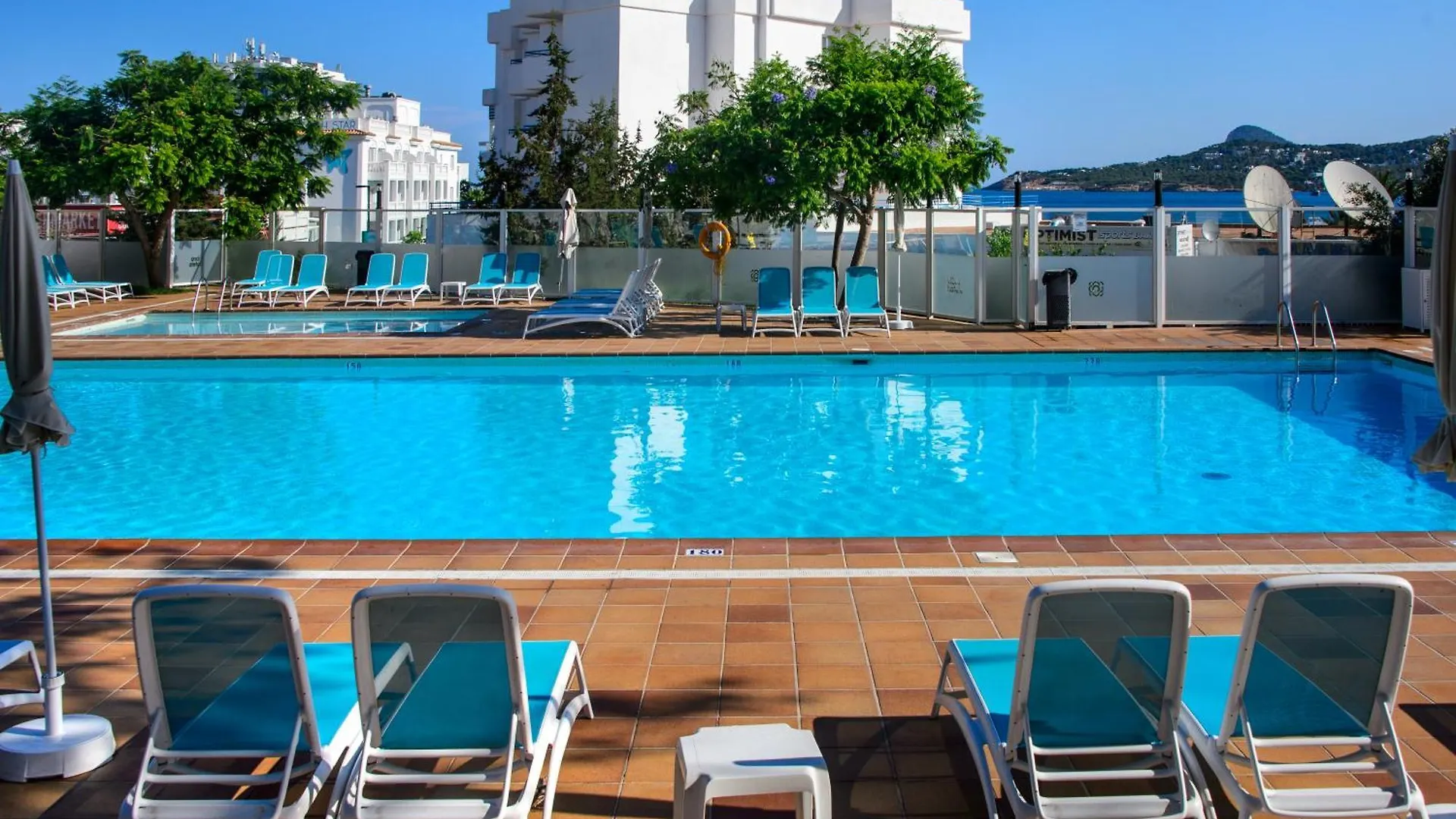 Hotel Vibra Riviera Sant Antoni de Portmany 3*,  Spagna